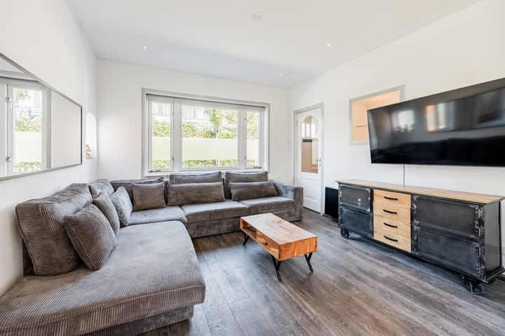 Hoekwoning te koop: Botweg 24, Bussum