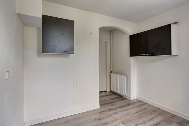 Tussenwoning te koop: Willibrorduslaan 156, Valkenswaard