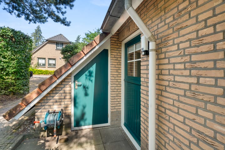 Vrijstaande woning te koop: Hessenweg 83-58, Lunteren