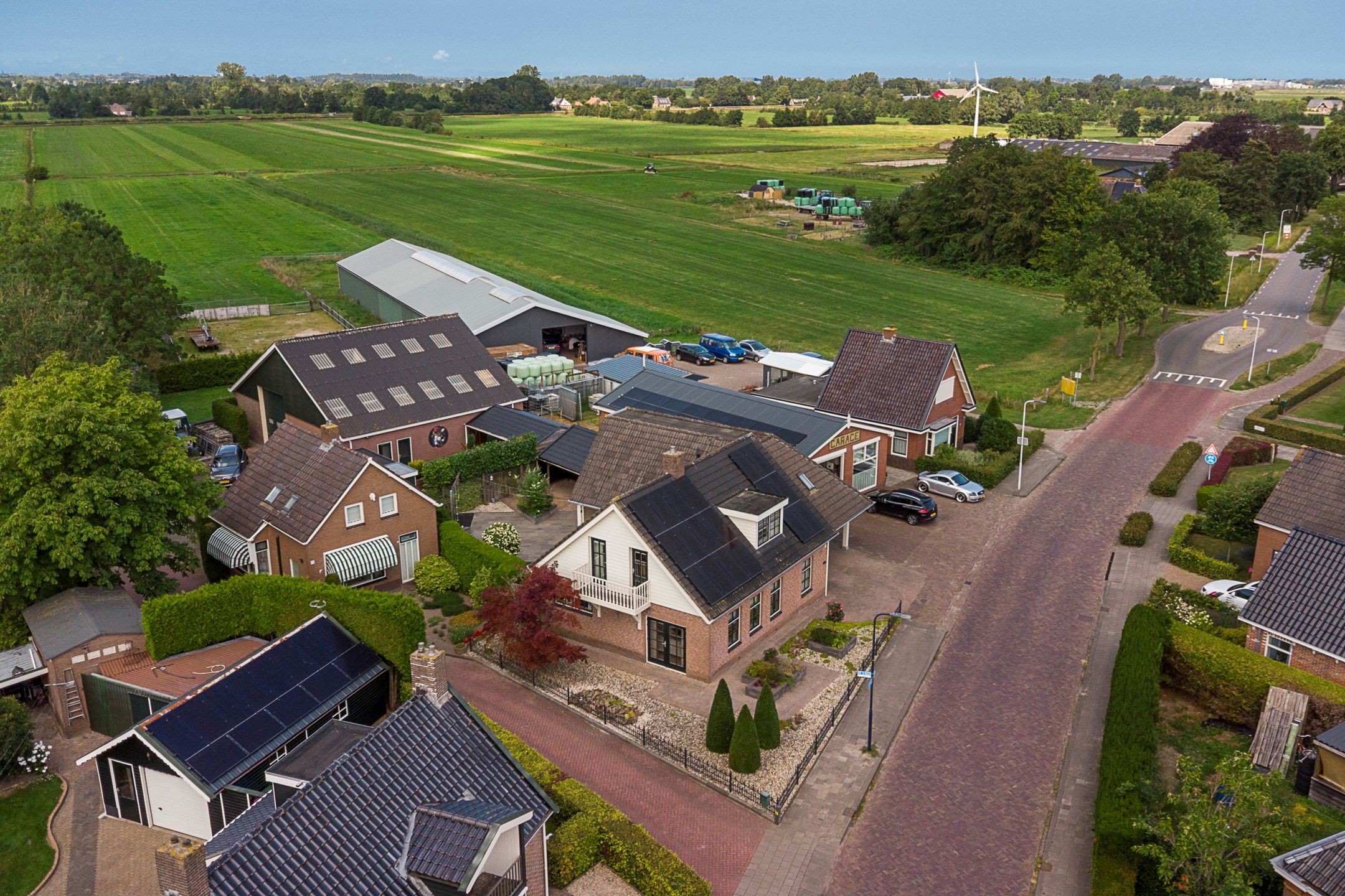 Photo 45 of It Oast 20