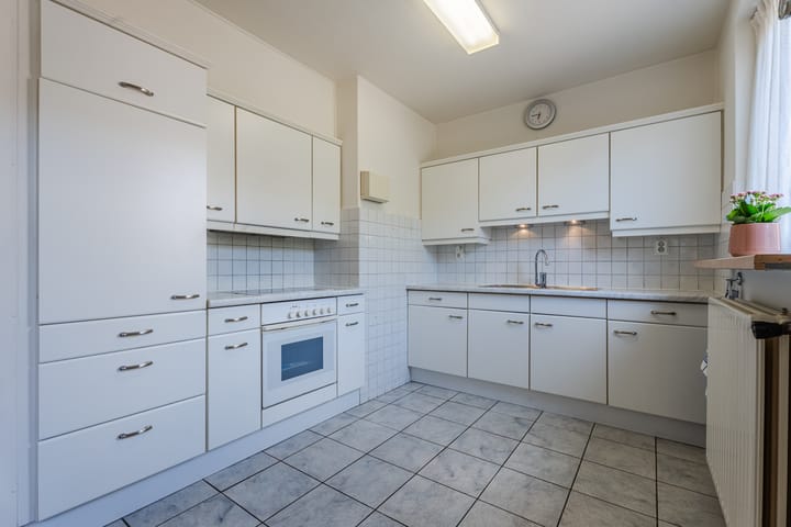 Tussenwoning te koop: de Quaylaan 74, Grave