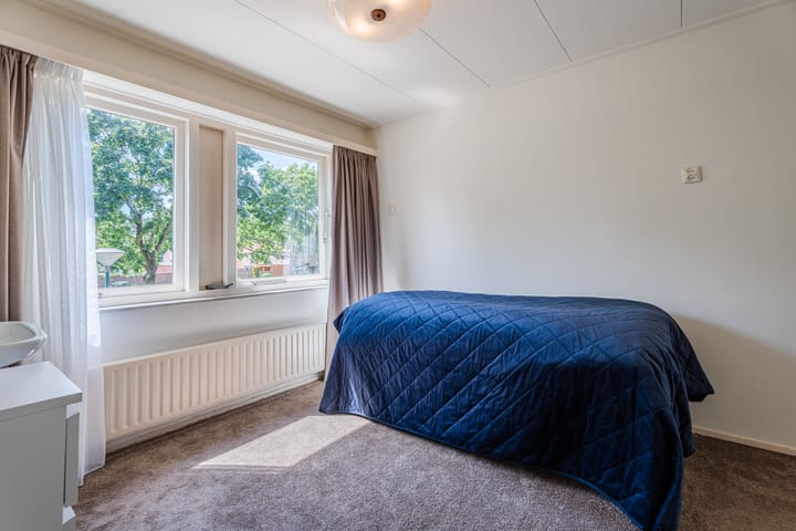 Tussenwoning te koop: de Quaylaan 74, Grave
