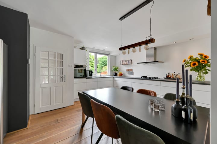 Tussenwoning te koop: Vlasakker 17, Zoetermeer