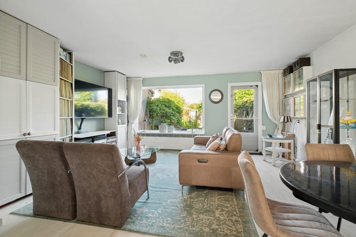 Tussenwoning te koop: Ma Ueberfeldtstraat 7, Breda