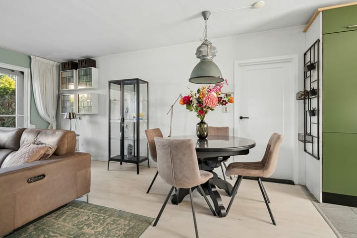Tussenwoning te koop: Ma Ueberfeldtstraat 7, Breda