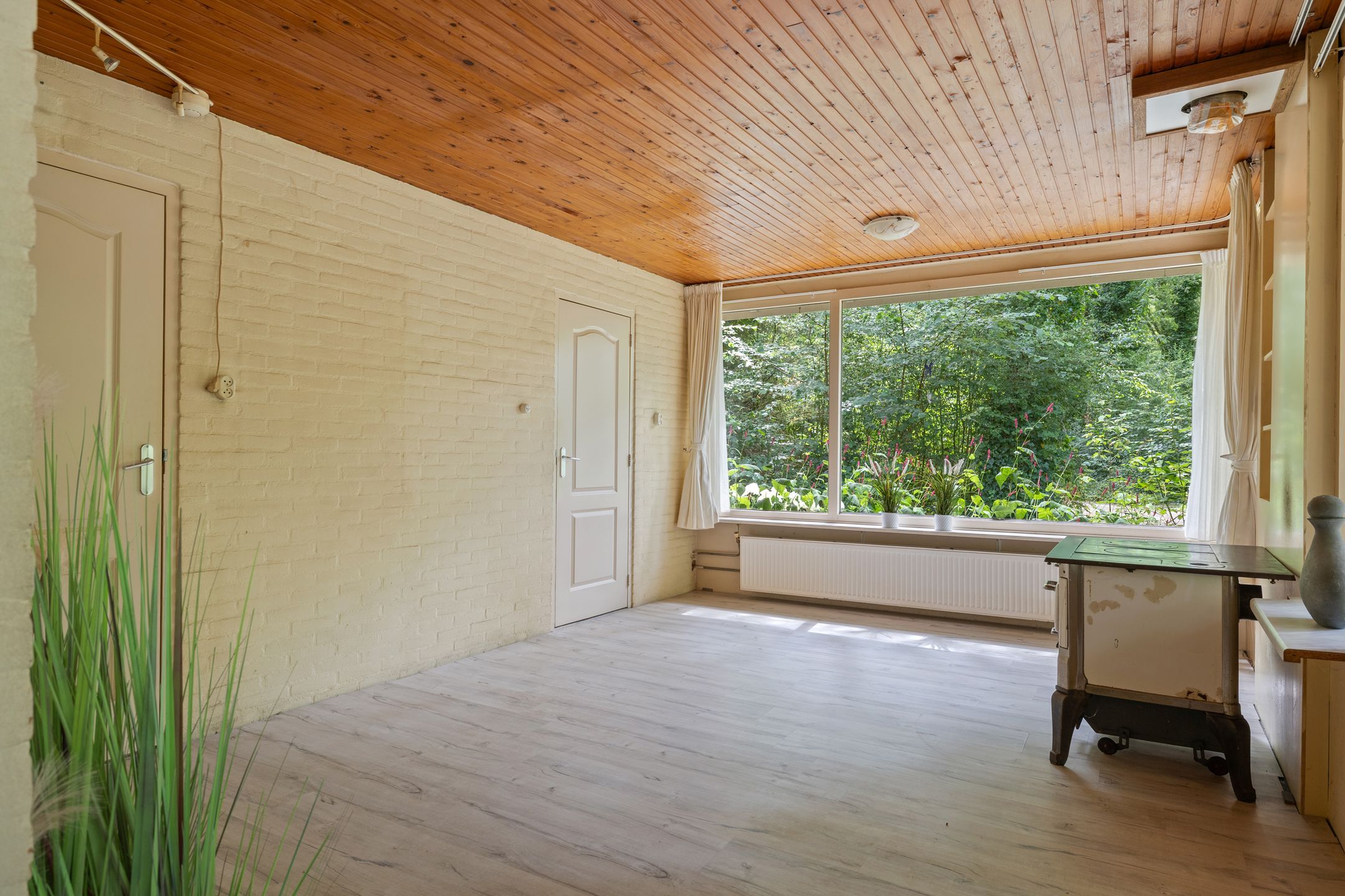 2-bedroom freehold villa in Schoonoord — photo 2 of 5