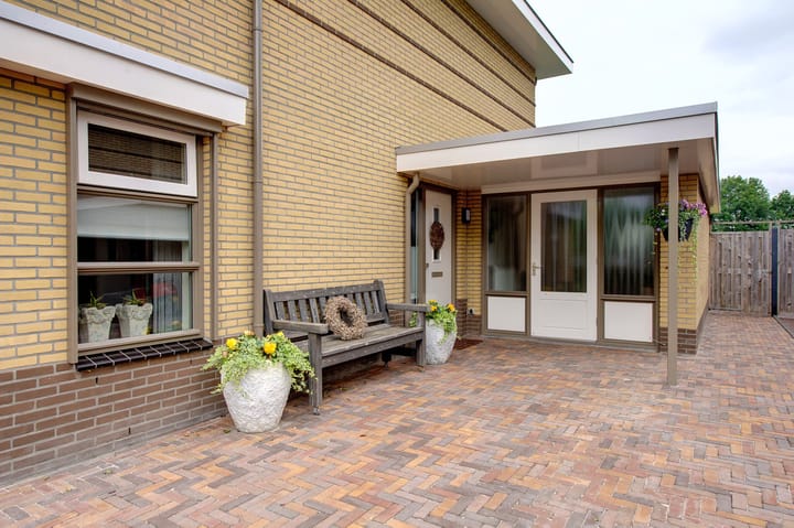 Vrijstaande woning te koop: Dassenwissel 37, Winschoten