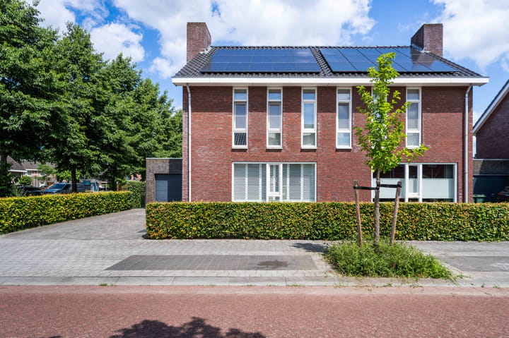 Hoekwoning te koop: Wilhelmina Smitstraat 38, Weert