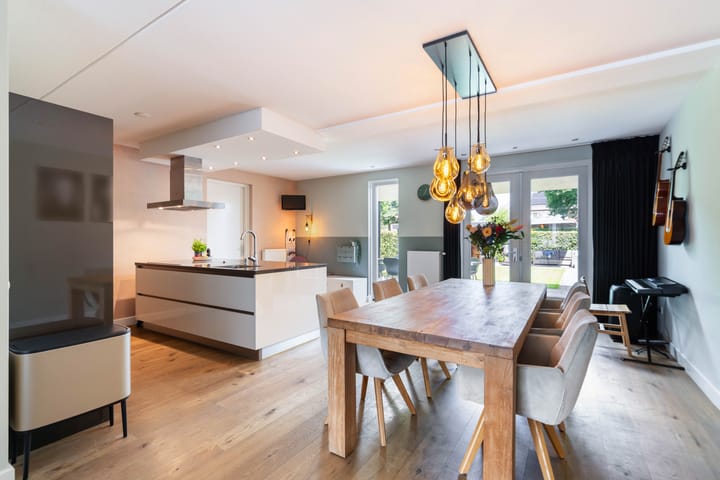 Hoekwoning te koop: Wilhelmina Smitstraat 38, Weert