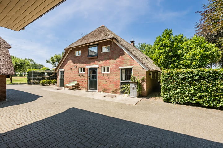 Foto 4 van Dommelerdijk 16