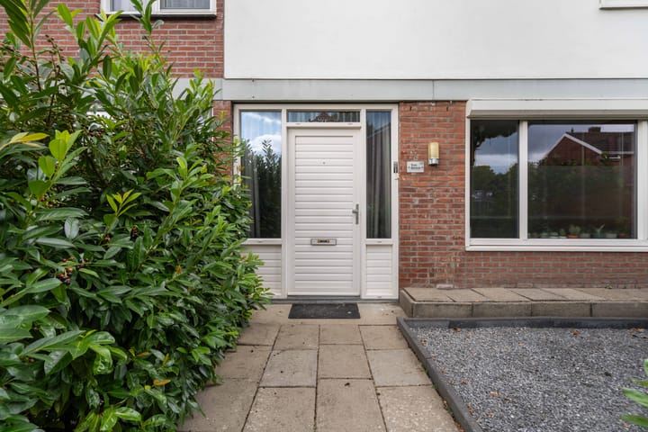 Tussenwoning te koop: Florisstraat 13, Weert