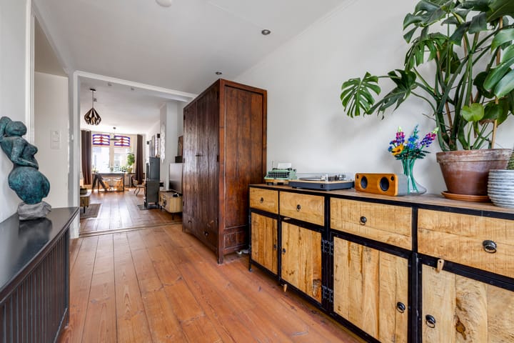 Hoekwoning te koop: De la Reystraat 24, Maassluis