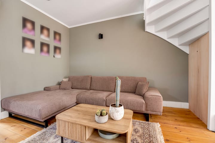 Hoekwoning te koop: De la Reystraat 24, Maassluis