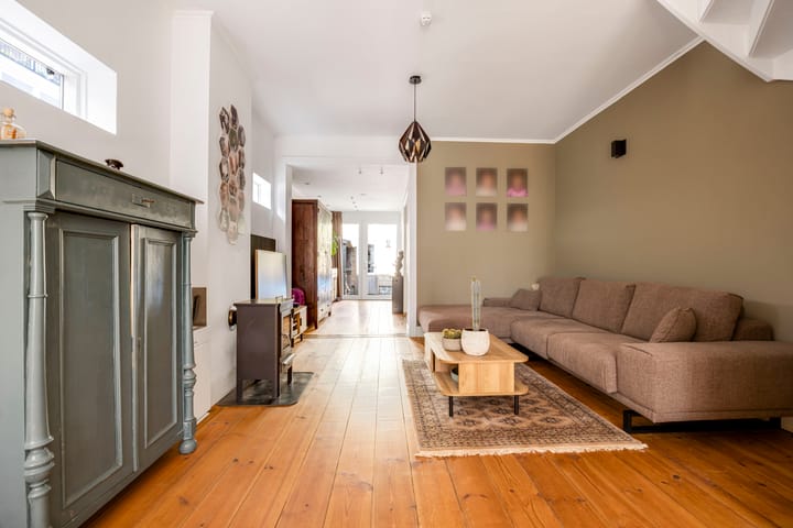 Hoekwoning te koop: De la Reystraat 24, Maassluis