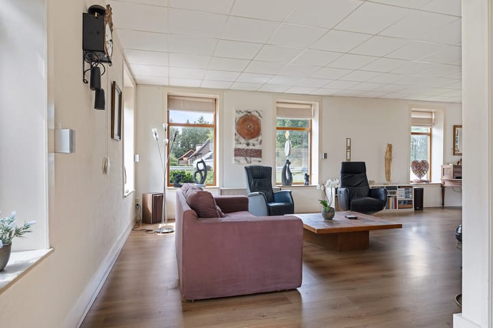 Vrijstaande woning te koop: Hoofdweg 224, Bovensmilde
