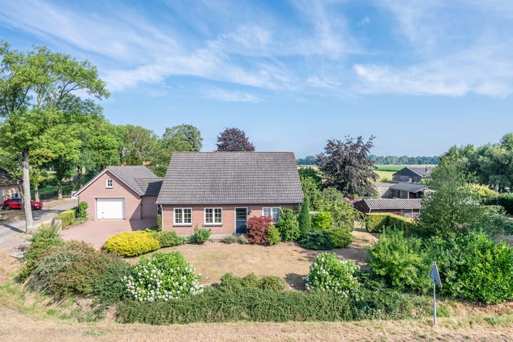 Vrijstaande woning te koop: Hugten 10, Maarheeze