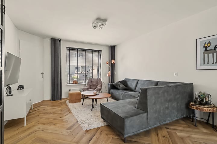 Tussenwoning te koop: Palissander 59, Dordrecht