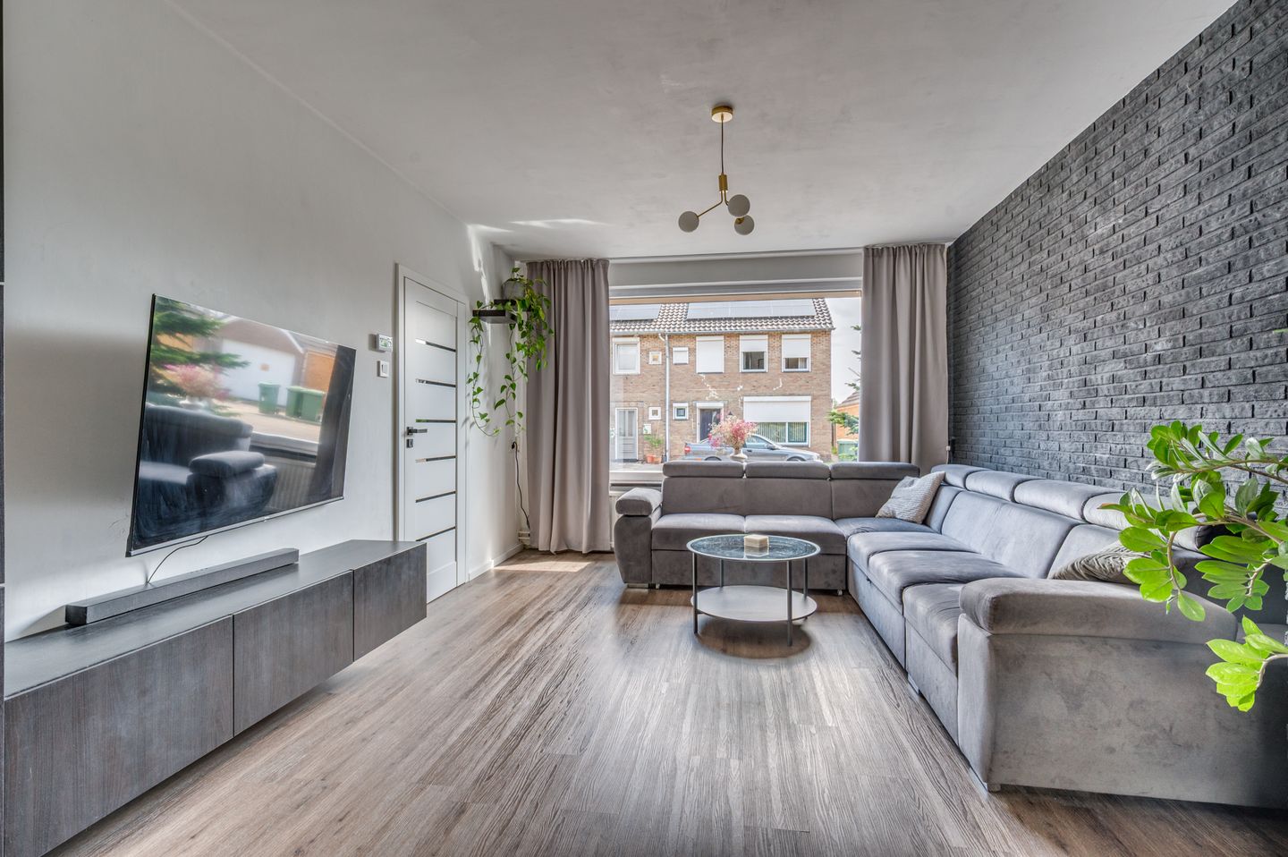 Foto 4 van Burgemeester Coenegrachtstraat 19