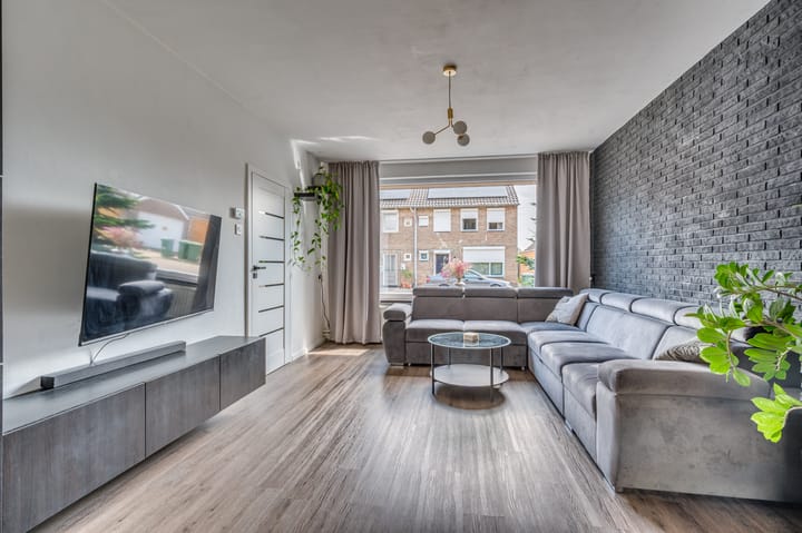 Foto 4 van Burgemeester Coenegrachtstraat 19