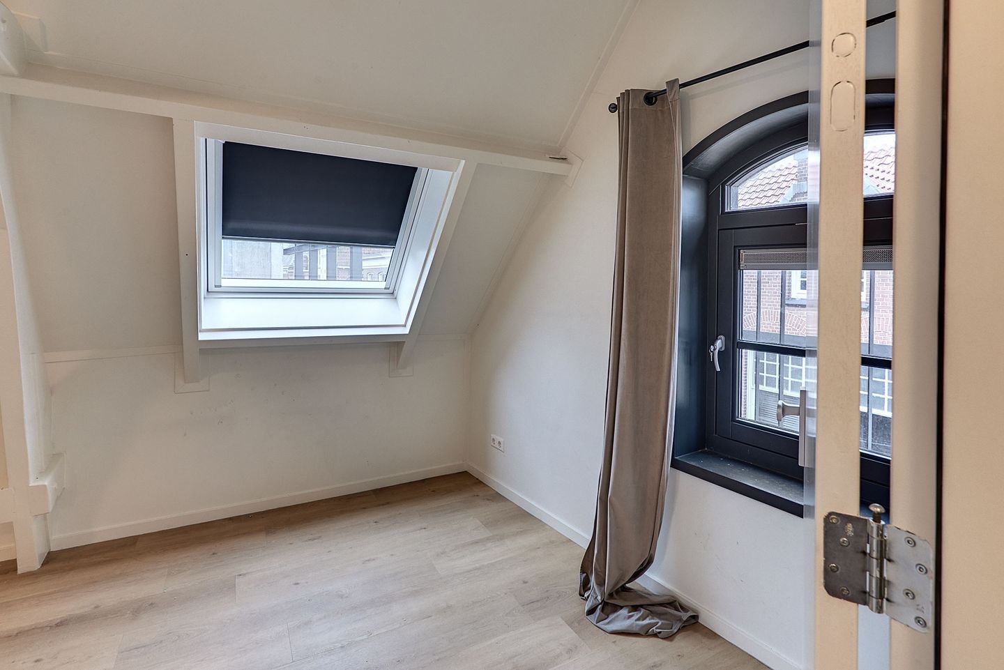 Photo 5 of Vijhestraat 34-B