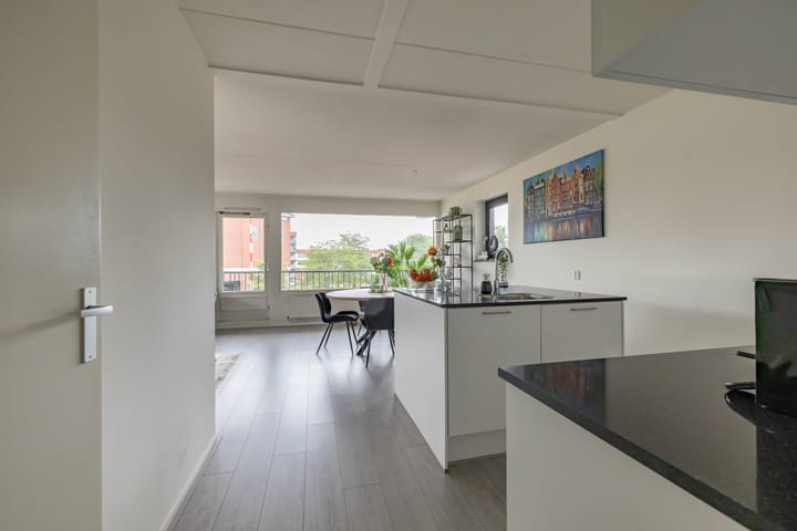 Appartement te koop: De Brink 38, Groningen