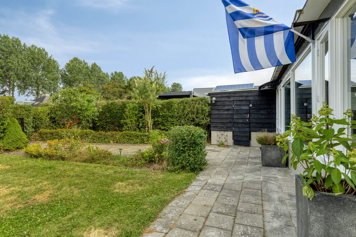 Foto 44 van Buurtweg 11