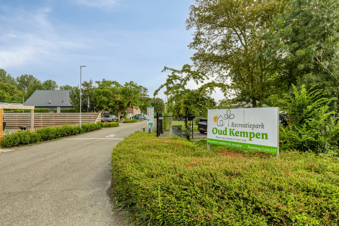 Foto 47 van Buurtweg 11