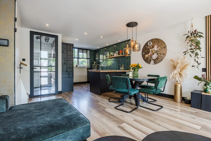 Tussenwoning te koop: Boegbeeld 3, Hellevoetsluis