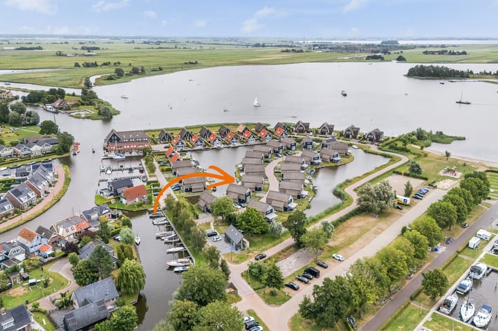 Vrijstaande woning te koop: Pharshoeke 33, Heeg