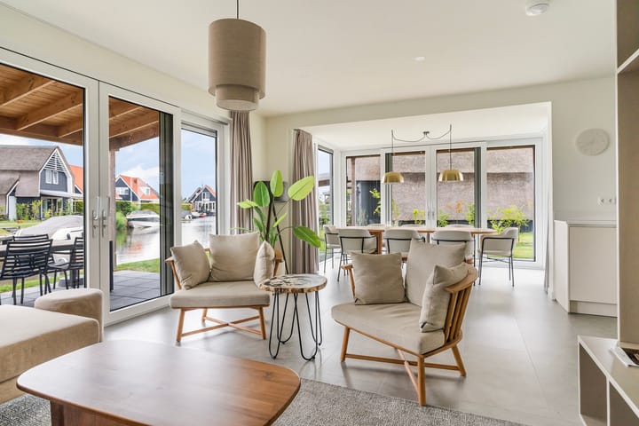 Vrijstaande woning te koop: Pharshoeke 33, Heeg