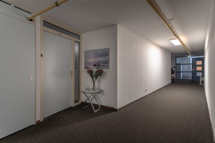 Appartement te koop: Muiderslotpad 38, Hellevoetsluis