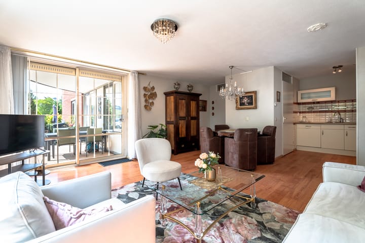 Appartement te koop: Muiderslotpad 38, Hellevoetsluis