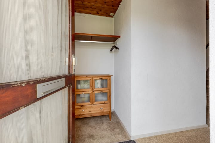 Hoekwoning te koop: Binnensingel 11, Strijen