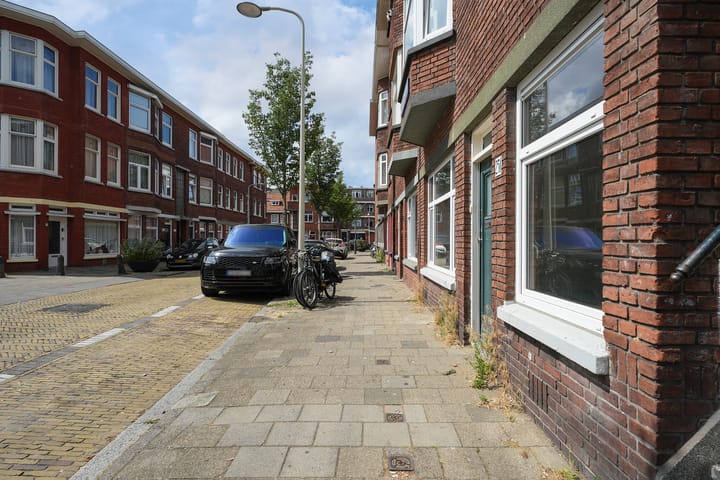 Appartement te koop: Jan ten Brinkstraat 251, 'S-Gravenhage