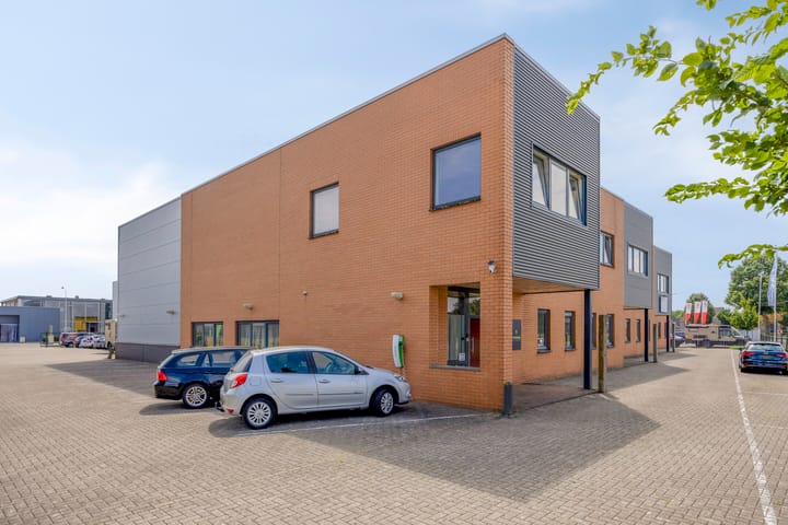 Lieskes Wengs 3, Leuth