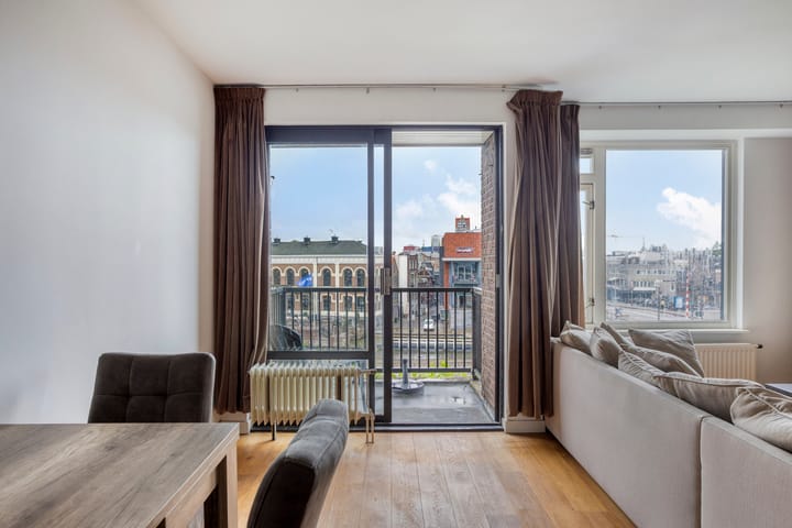 Appartement te koop: Oostkade 20, Zaandam