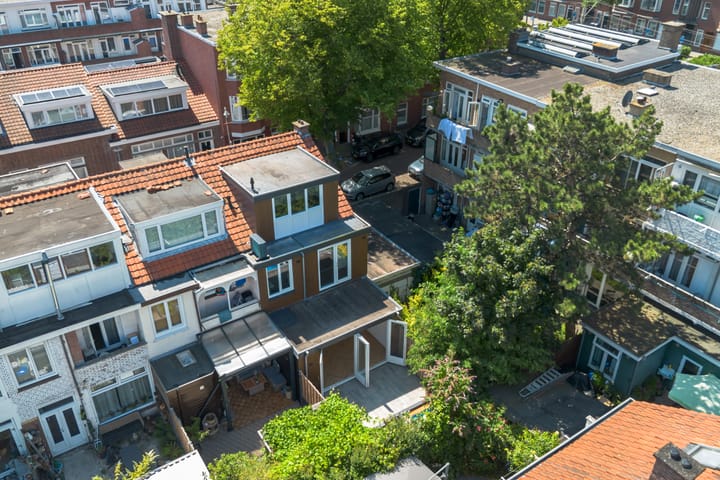 Tussenwoning te koop: Schlegelstraat 191, 'S-Gravenhage
