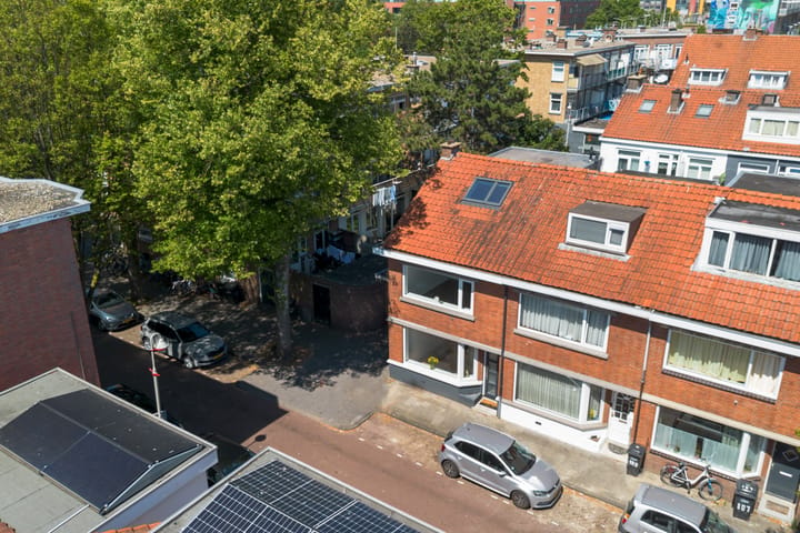 Tussenwoning te koop: Schlegelstraat 191, 'S-Gravenhage