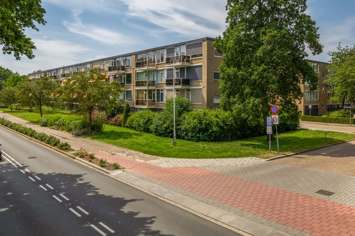 A.M. de Jongstraat 15