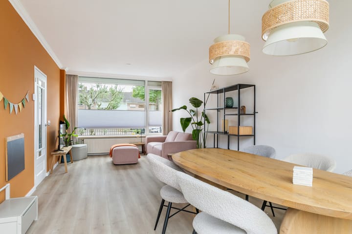 Tussenwoning te koop: Jasmijnstraat 30, Breda