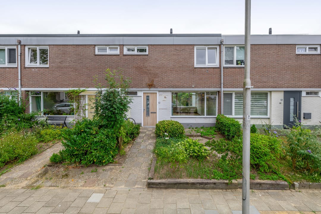 Foto 1 van Albardastraat 23
