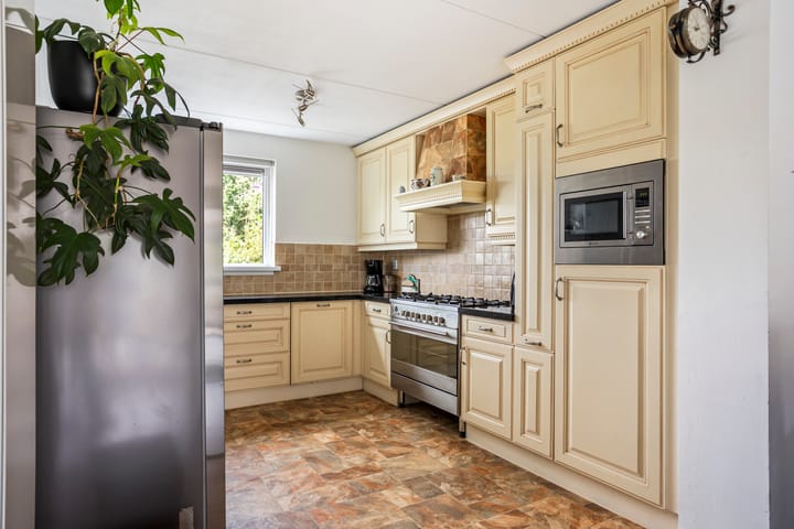 Tussenwoning te koop: Staalblauw 97, Zoetermeer