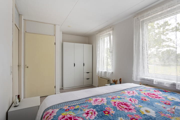 Tussenwoning te koop: Staalblauw 97, Zoetermeer