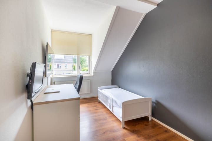 Tussenwoning te koop: De Toekan 17, Almelo