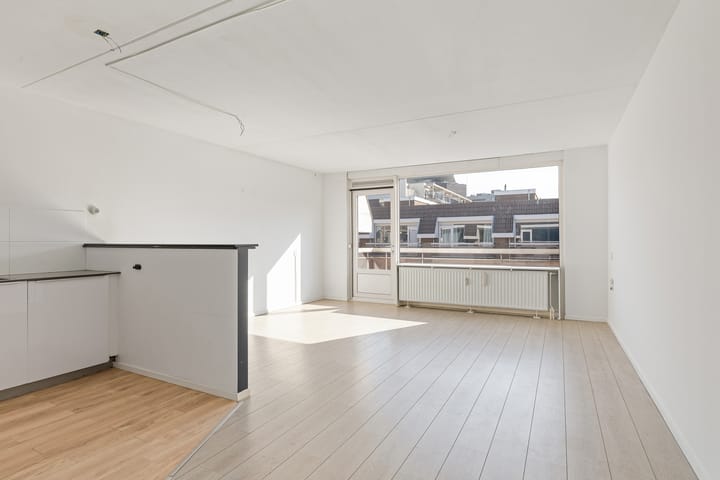 Appartement te koop: Middellaan 292, Breda