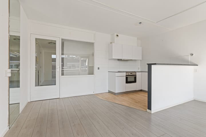 Appartement te koop: Middellaan 292, Breda