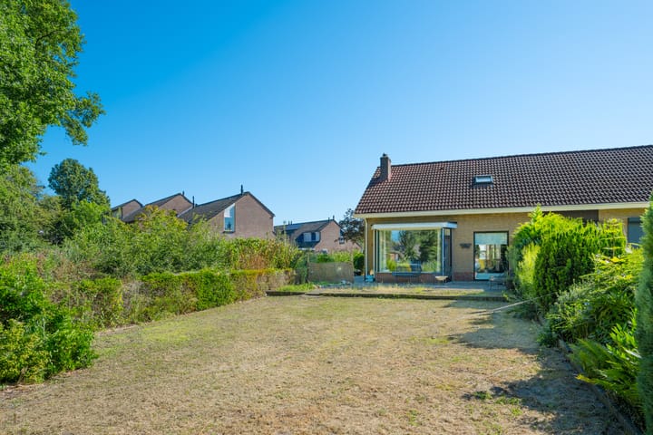 Twee-onder-één-kap te koop: Pasbrink 74, Winterswijk
