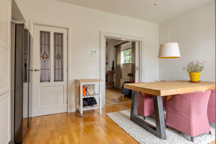 Hoekwoning te koop: Dahliastraat 3, Hilversum