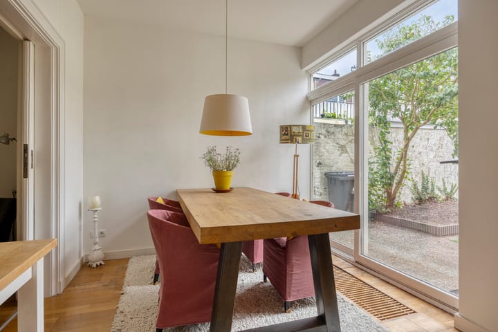 Hoekwoning te koop: Dahliastraat 3, Hilversum
