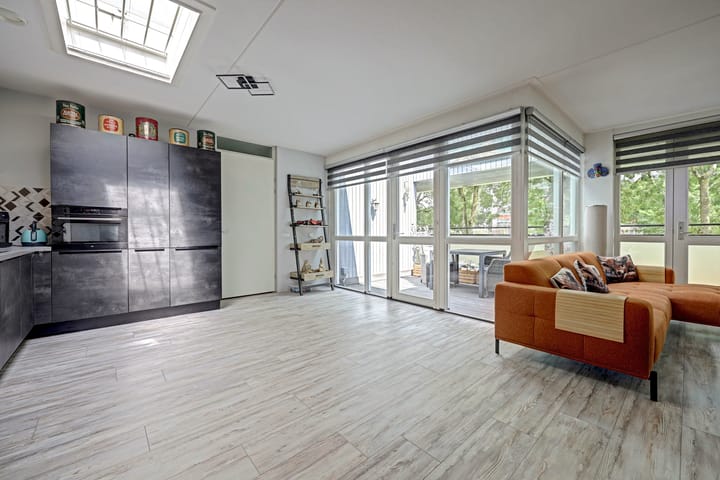 Appartement te koop: Wonderklauwpad 8, Hoogvliet Rotterdam